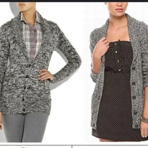 J. Crew Heathered Grey Button Boyfriend Cardigan Merino Wool Sweater Size XS EUC